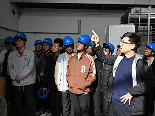School-Enterprise Cooperation, Mutual Empowerment - Henan University of Science and Technology Energy and Power Engineering Students Visit and Intern at Longhua Technology Group Equipment Division